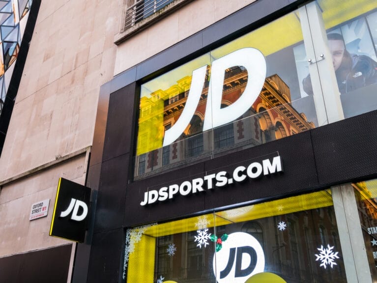 jd-sports-opens-biggest-flagship-store-of-the-year-styleonwards